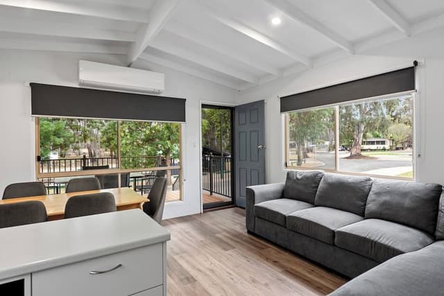 Superior 3 Bedroom Cabin