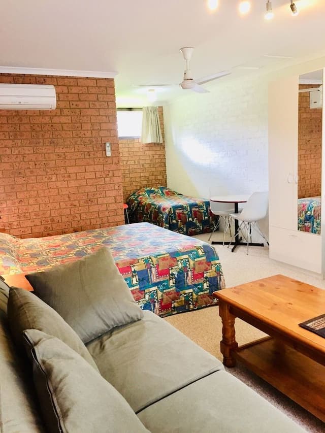 Queen Room Multiple Bed