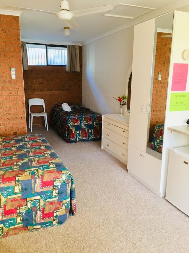 Family Room, Multiple Beds