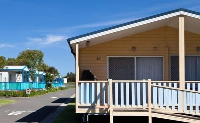 3 Bedroom Deluxe 6 Berth Cabin
