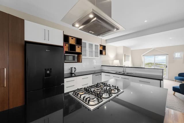 Middle Island 2 Bedroom Penthouse
