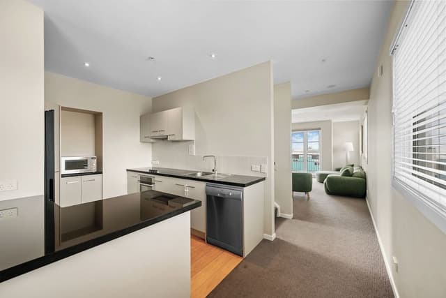 Merri Rise 3 Bedroom Penthouse