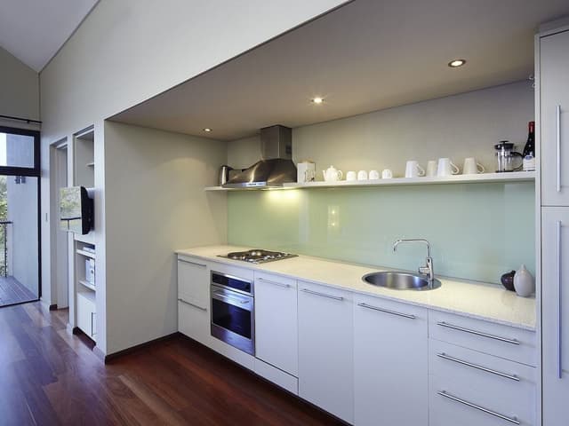 Room, One Bedroom, Lake View