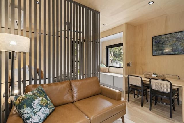 Duplex Studio Pod