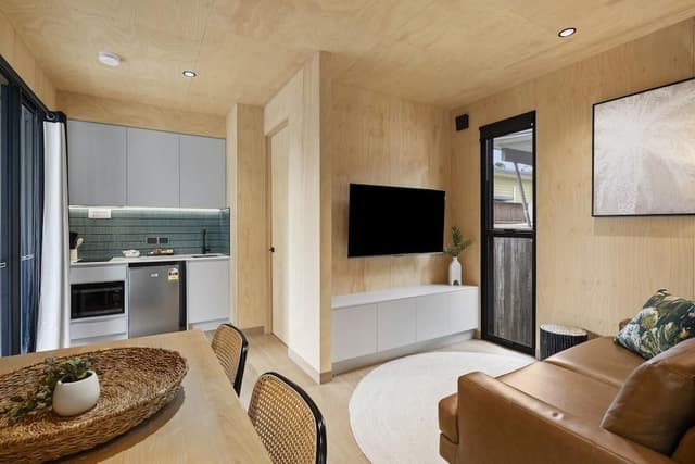 Duplex Studio Pod