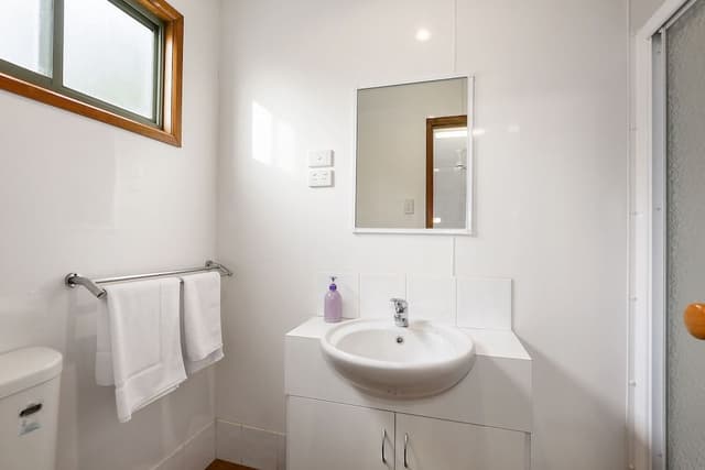 1 Bedroom Cabin