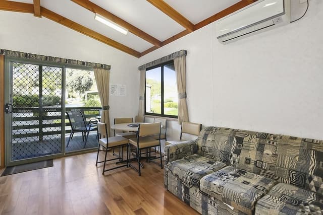 2 Bedroom Cabin