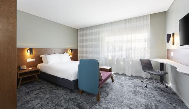 Standard Room, 1 Queen Bed, Accessible