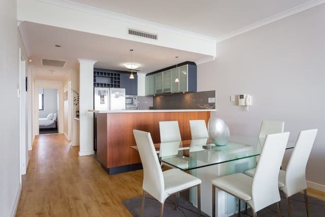 3 Bedroom Executive Ocean View Apartment