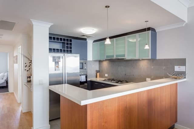 3 Bedroom Executive Ocean View Apartment