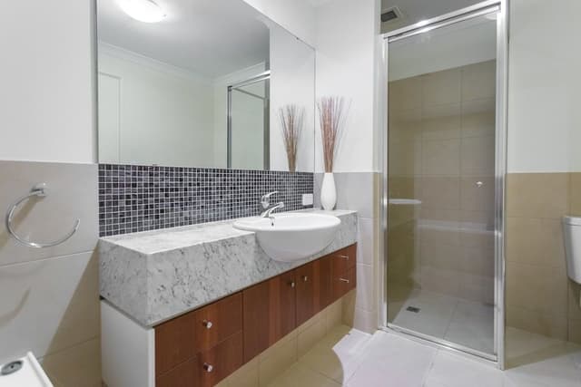 3 Bedroom Executive Ocean View Apartment