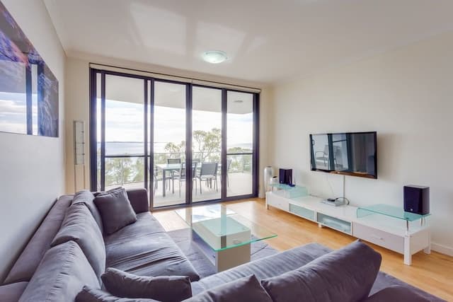 3 Bedroom Executive Ocean View Apartment