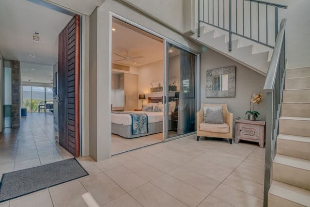 Penthouse, 3 Bedrooms (1x King, 1x Queen & 2x Singles)