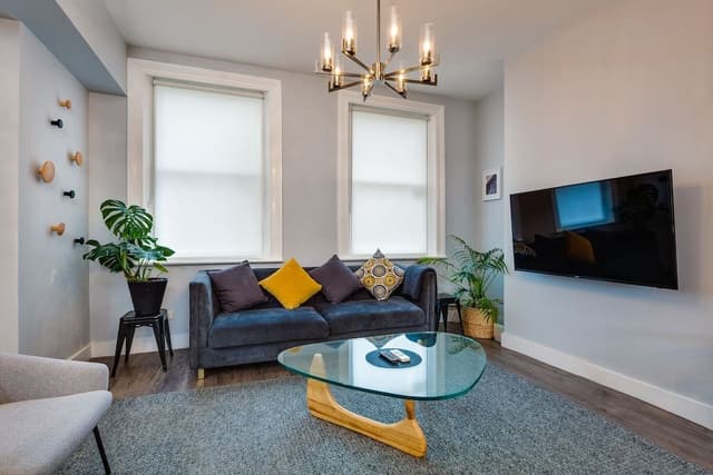 2 Bedroom Deluxe Apartment