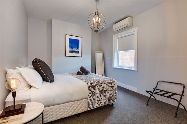 2 Bedroom Deluxe Apartment