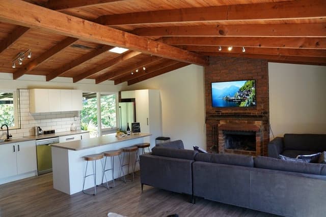 House, 5 Bedrooms, Garden View