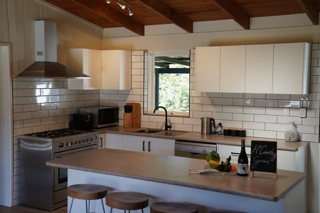 House, 5 Bedrooms, Garden View