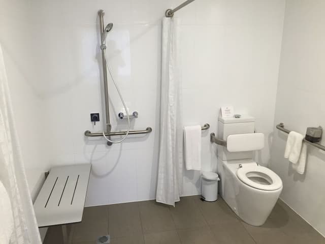 Studio, Accessible