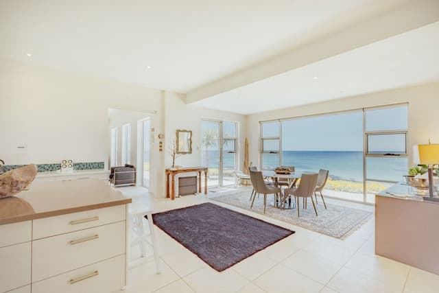 Luxury Villa, 2 Bedrooms, Sea View, Oceanfront