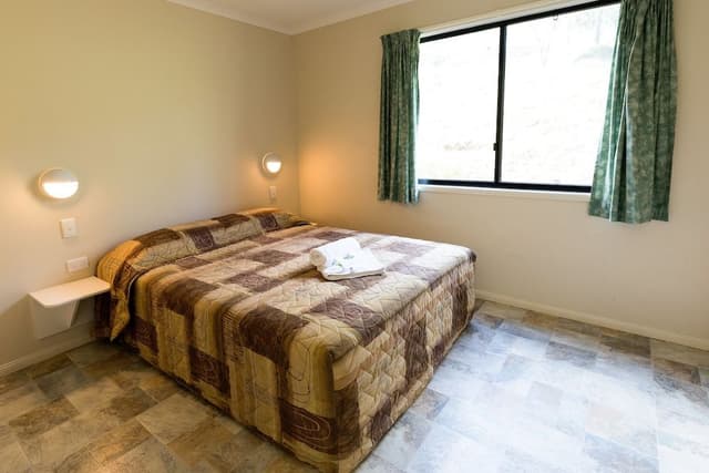 Hillside Villa 3/5, Accessible