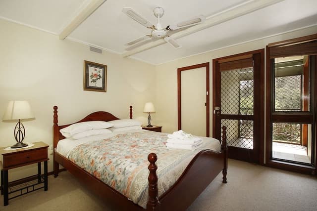 House, 5 Bedrooms
