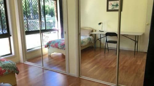 1 Single Bed Room
