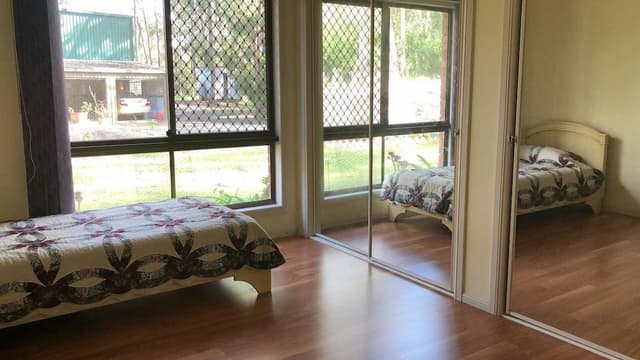 Basic Single Room, 1 Twin Bed, Shared Bathroom