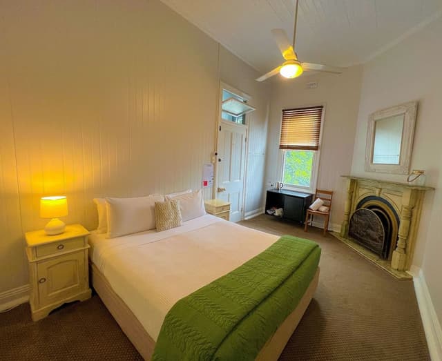 Queen Room, Shared Bathroom