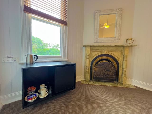 Queen Room, Shared Bathroom
