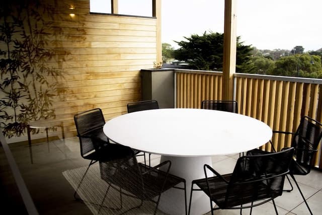 Luxury Apartment, 3 Bedrooms, Park View