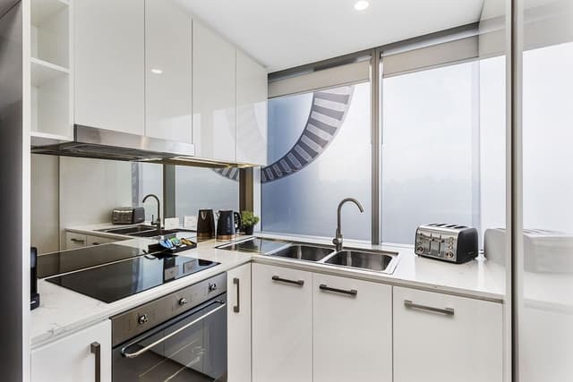 1 Bedroom Deluxe Apartment