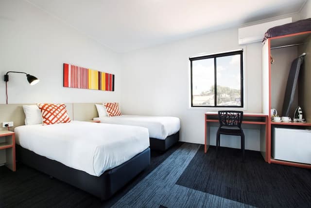 King room with shared bathroom