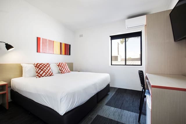 King room with shared bathroom