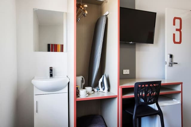 King room with shared bathroom