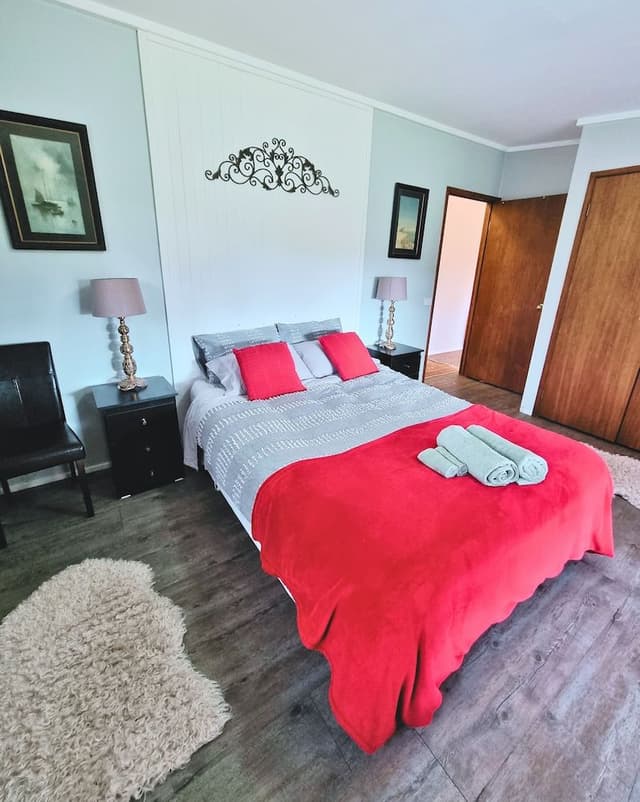 Family House, 4 Bedrooms, Mountain View