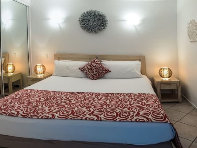 Oasis 4 At Palm Cove