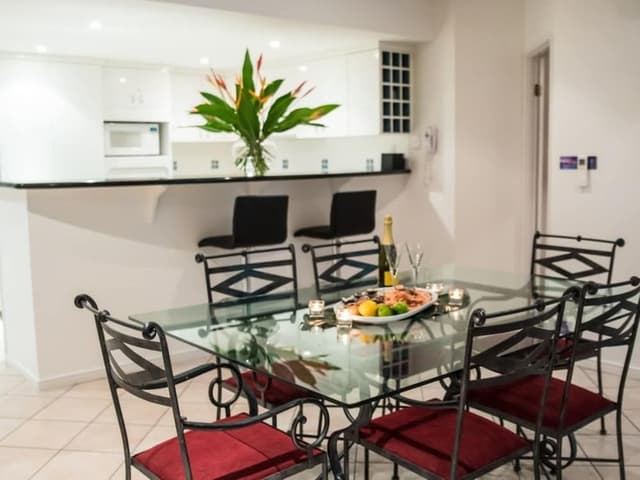 Oasis 4 At Palm Cove