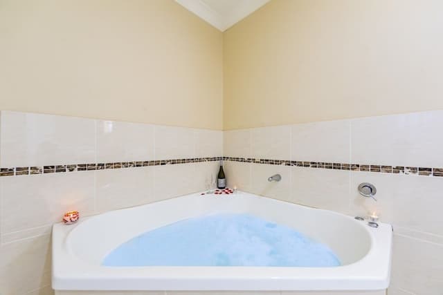 Executive King Spa Suite