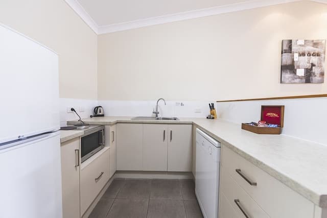 One Bedroom Apartment