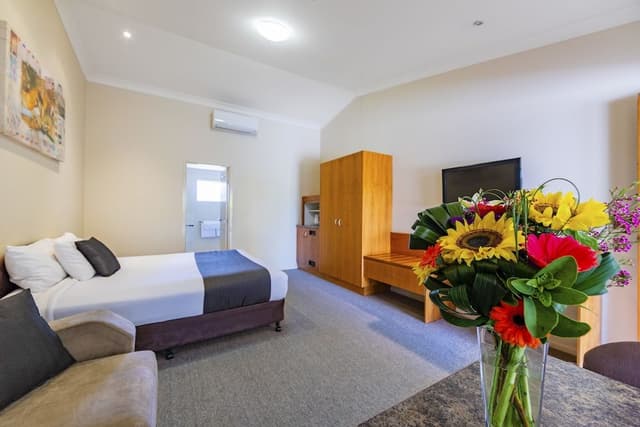 Executive King Spa Suite