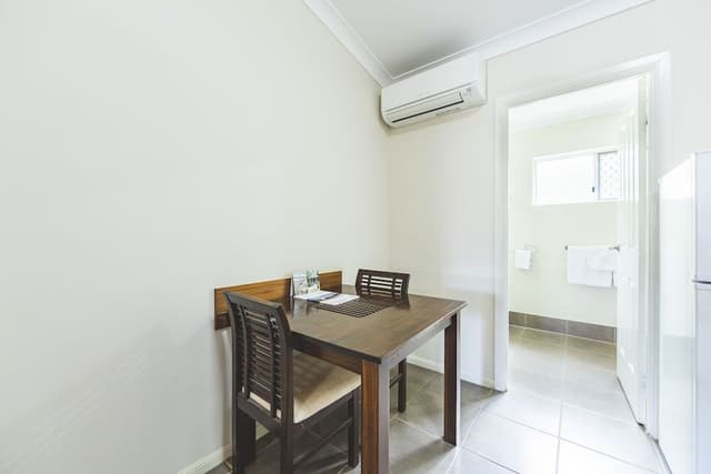 One Bedroom Apartment