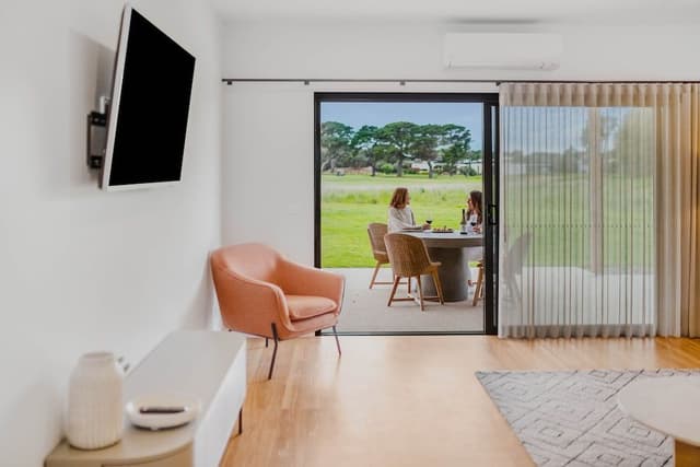 2 Bedroom Suite