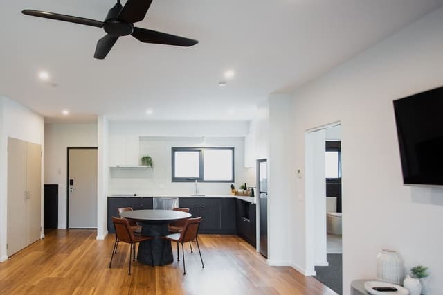 2 Bedroom Suite