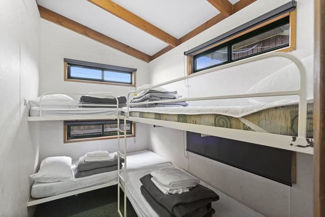 Deluxe Three Bedroom Cabin (with balcony)