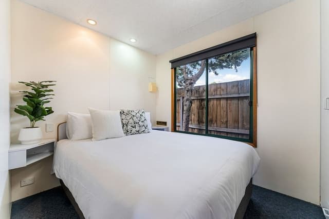 Standard Two Bedroom Cabin, sleeps 6