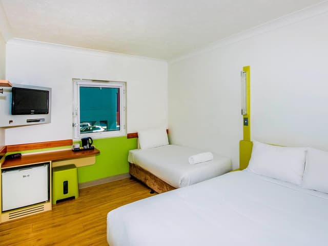 Room with Queen Bed and Bunk Bed