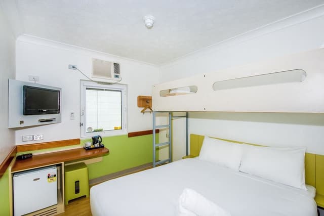 Standard Queen Room with Single Bunk Bed