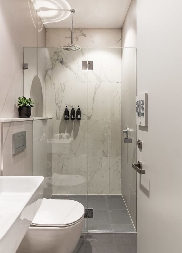 Single Room (Shared Bathroom)