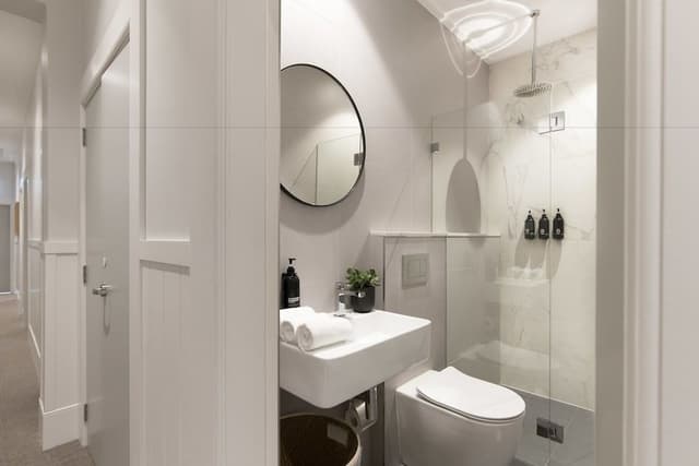 Single Room (Shared Bathroom)