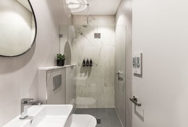 Single Room (Shared Bathroom)